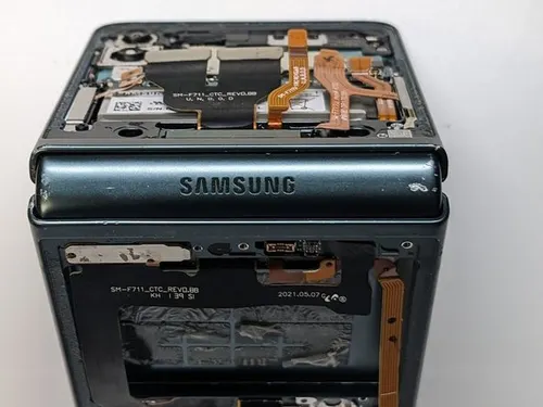 Fold & Flip Series Screen Replacement